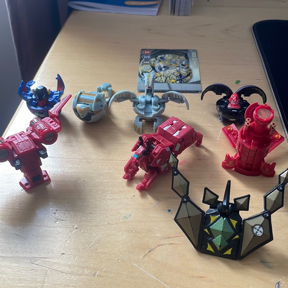 Bakugan lot of 8